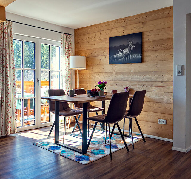 IMG_2573_0013_Ferienwohnungen_Fam._Leuner290321002